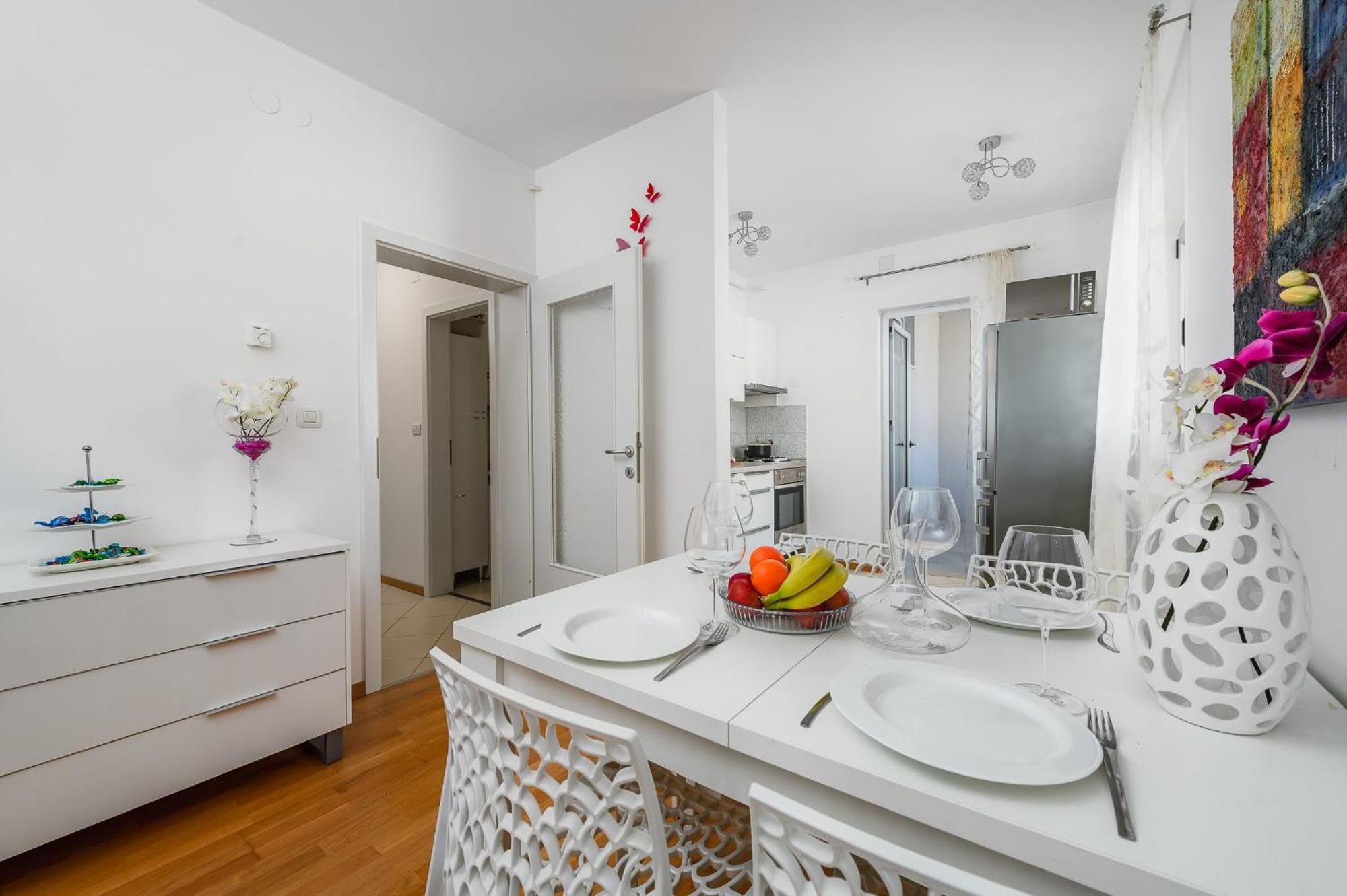 Aureo Apartment Pula Center ภายนอก รูปภาพ