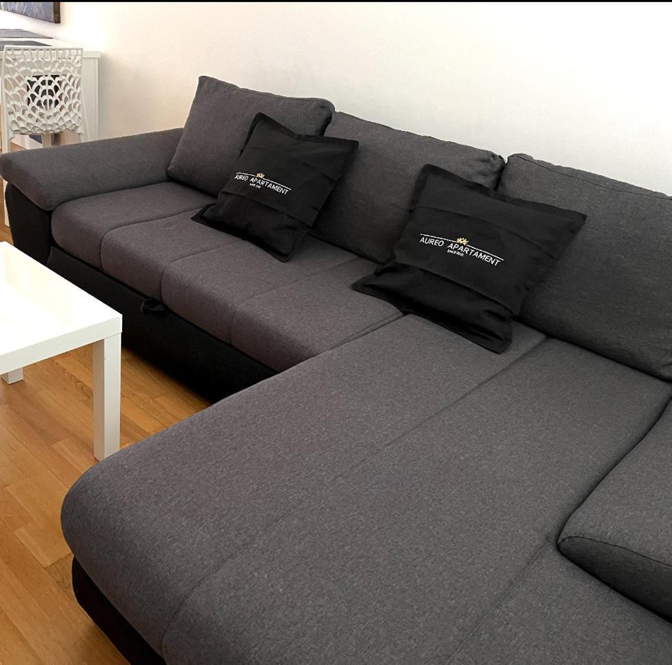Aureo Apartment Pula Center ภายนอก รูปภาพ