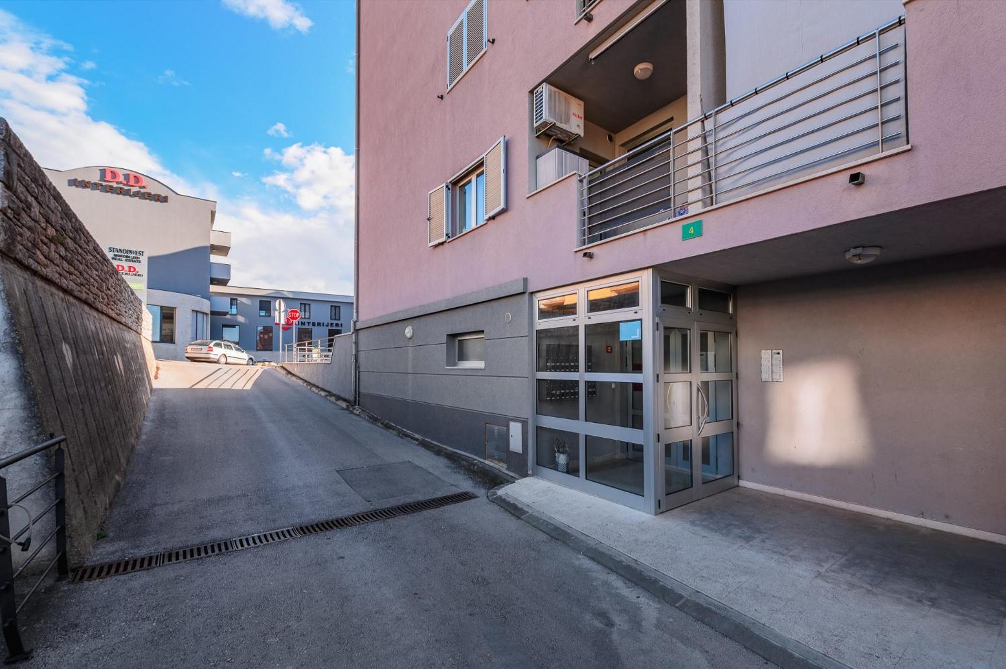 Aureo Apartment Pula Center ภายนอก รูปภาพ
